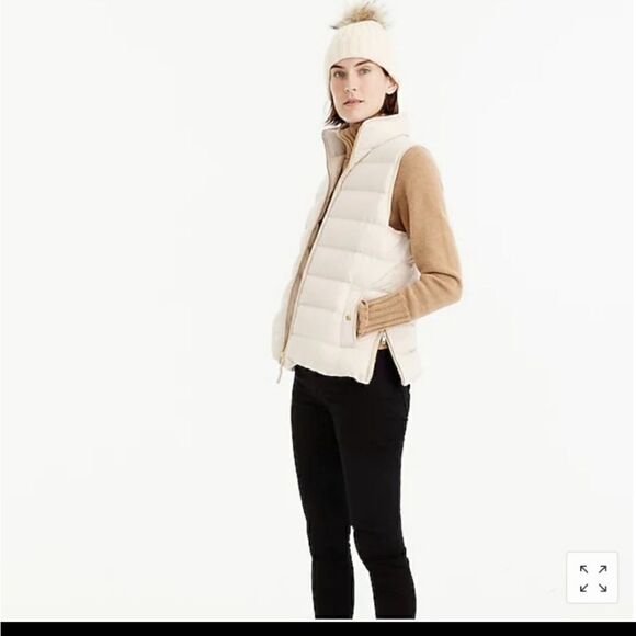 J CREW Navy Puffer Vest - Picture 4 of 9
